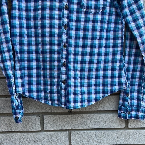 Hollister Plaid Seersucker Button Down SzS - Picture 5 of 8
